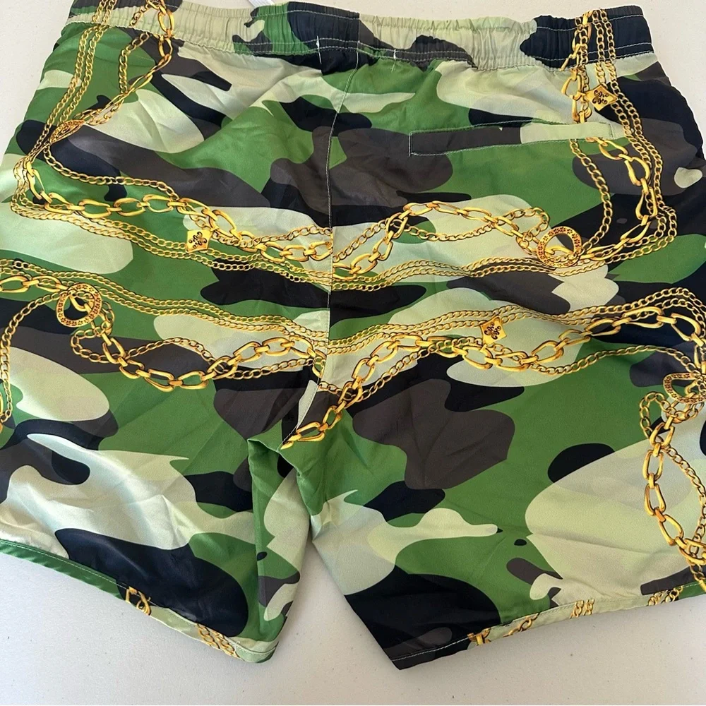 Men’s medium swim trunk bundle